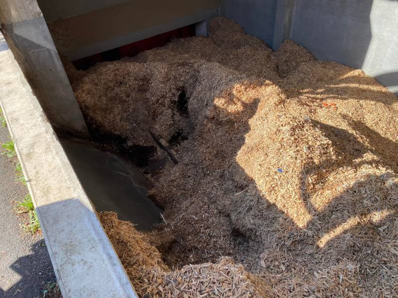chantier de terrassement par aspiration de 100m3 de copeaux de bois à Montpellier
