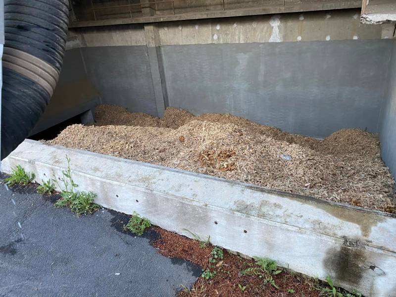 chantier de terrassement par aspiration de 100m3 de copeaux de bois à Montpellier