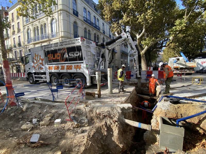 Terrassement par Aspiration pour dégagement des réseaux avec l’équipe Suez à Béziers
