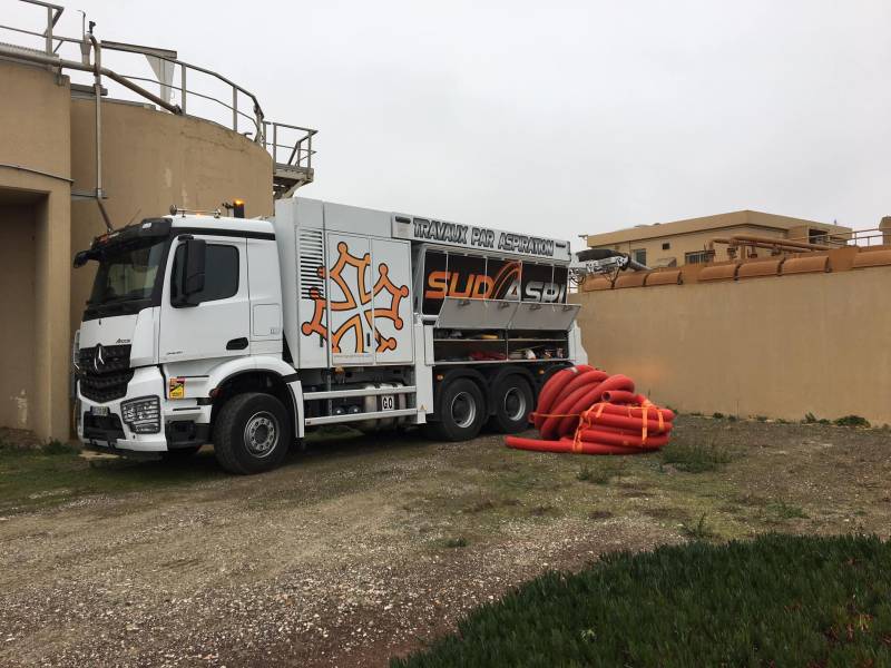 Petit Chantier Spécial Système Double Terrassement par Aspiration à Nîmes